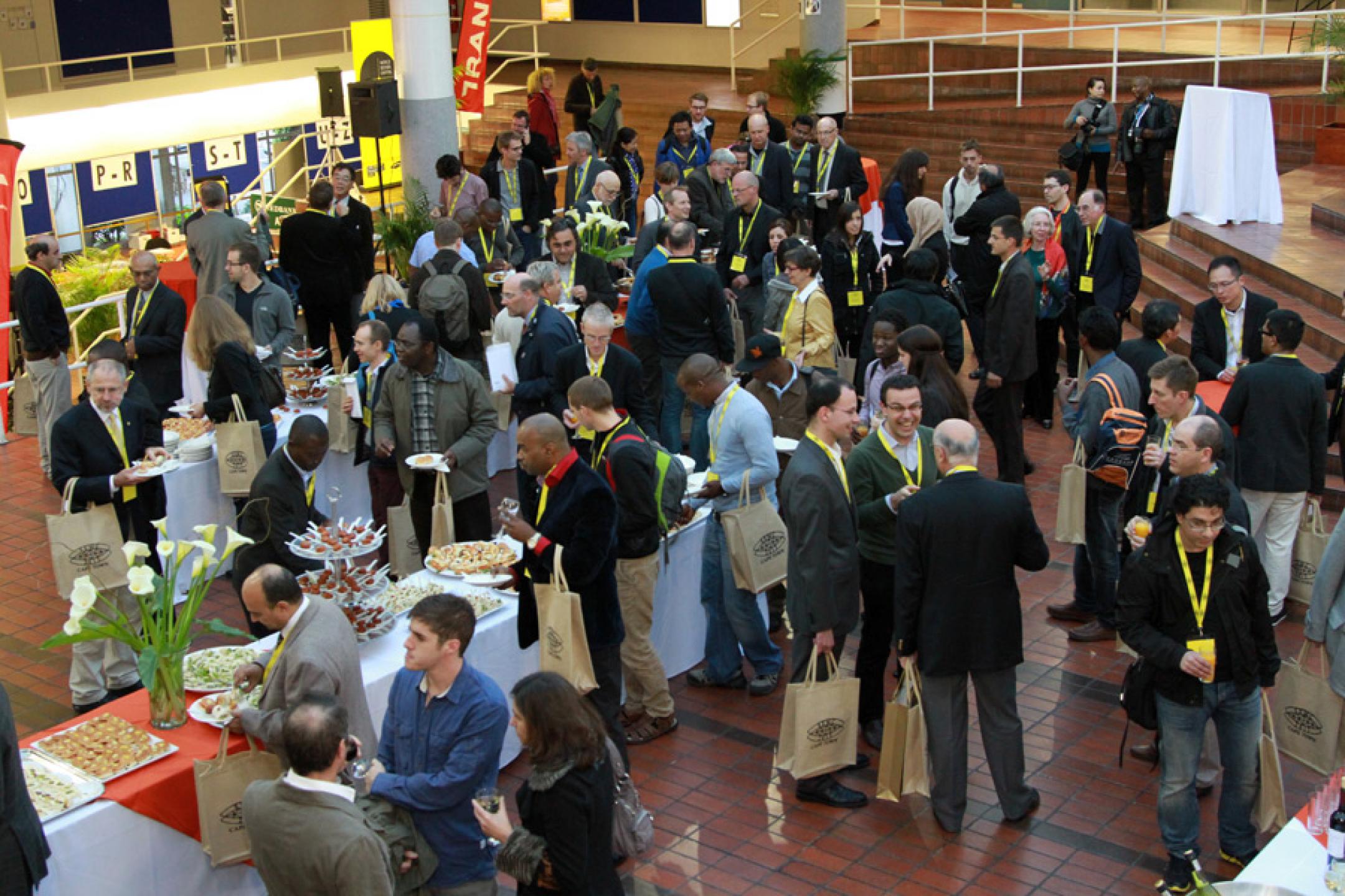 welcome_reception_11.jpg