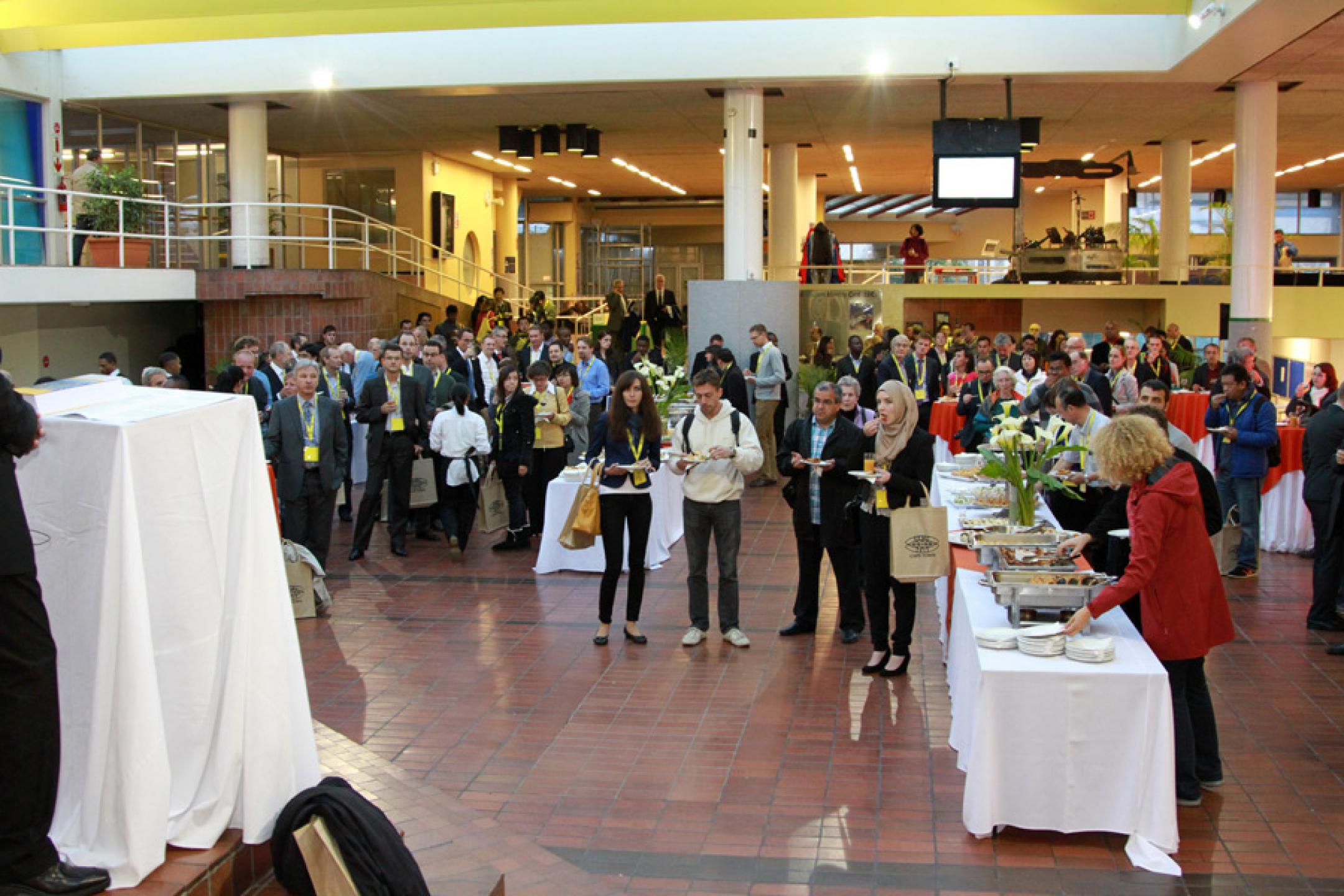 welcome_reception_17.jpg